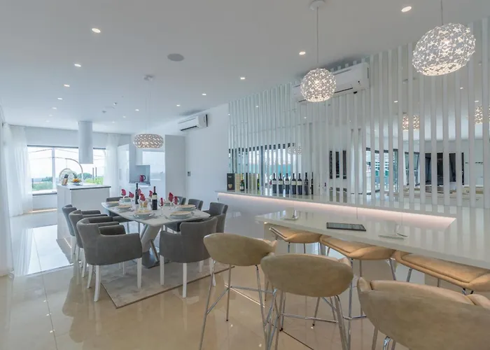 Villa Gabrijela For 10 People Near Novigrad With 66 M2 Heated Pool And Sea View *