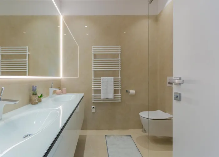 Gabrijela For 10 People Near Novigrad With 66 M2 Heated Pool And Sea View Villa *